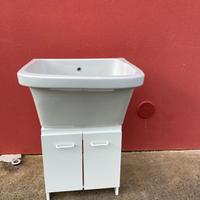 Lavandino con mobile