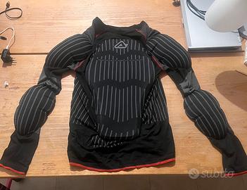 maglia termica con protezioni omologate