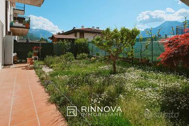 Povo miniapparamento piano terra con giardino