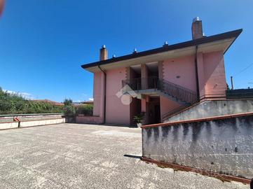 3 LOCALI A AVELLINO