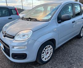 Fiat Panda 1.2 Lounge - PARI AL NUOVO -