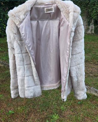 Pelliccia ecologica beige cipria