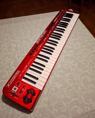 Tastiera midi Behringer Umx 610