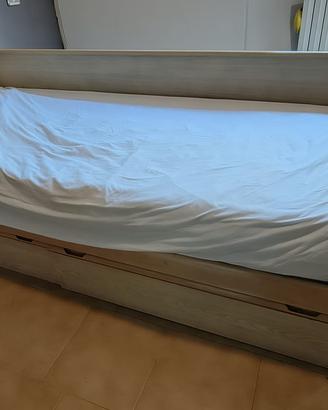 Divano letto con cassetti
