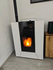 stufa a pellet Idro Clam Suez  16 kw