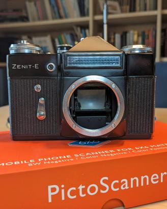 Corpo fotocamera ZENIT-E anno 1974