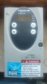 Schneider Electric LXM05AD10M2 Inverter AC

