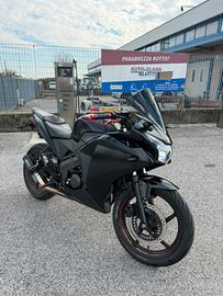 Honda cbr 125 r