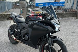 Honda cbr 125 r