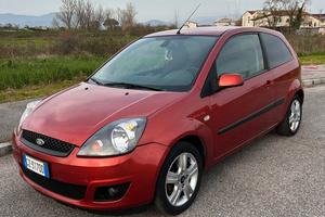 ford fiesta 1,2 benzina 