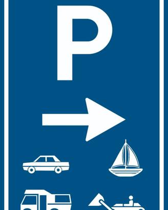 Parcheggio camper, barche, veicoli da lavoro
