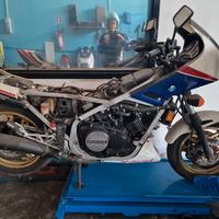 moto VF750F 