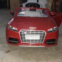 auto Audi elettrica 