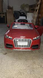 auto Audi elettrica 