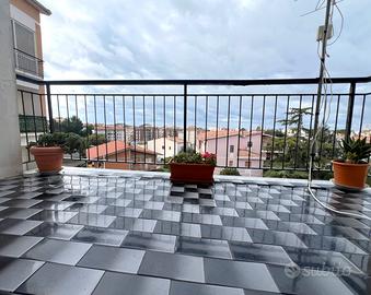 Quadrilocale PIANO ALTO - LUNA E SOLE