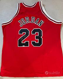 Maglia michael jordan autografata new arrivals