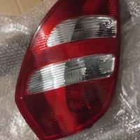 Faro posteriore destro mercedes classe A180 cdi