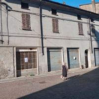 Casa indipendente su tre lati