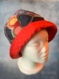 cappello reversibile antipioggia