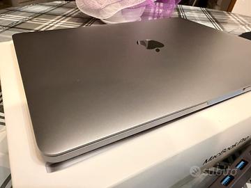 MacBook Pro 13” M2 - 8Gb Ram - 512Gb SSD