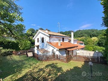 PORZIONE DI BIFAMILIARE A RIGNANO FLAMINIO