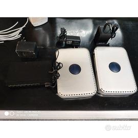 Coppia access point Wi-Fi Netgear WPN802v2 e switc