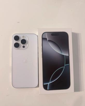 Iphone 16 pro bianco con 89% batteria