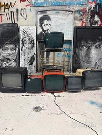 N.6 tv a tubo catodico Brionvega/indesit