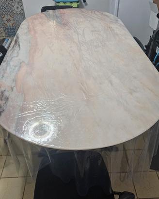 tavolo in marmo rosa