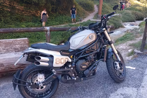 benelli leoncino 800 trail