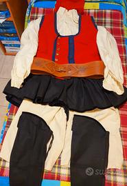 Costume sardo da uomo della città di Oristano