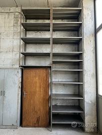 Scaffalatura in ferro