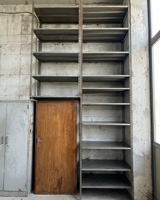 Scaffalatura in ferro