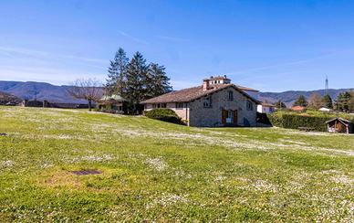 Barberino di mugello fienile terreno mq 5000