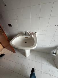 Sanitari esclusa rubinetteria