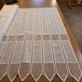 tenda a vetro in macramè 