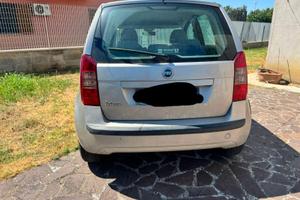 Fiat Idea del 2004