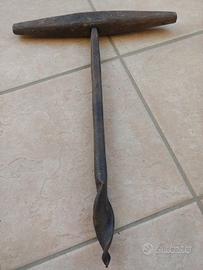 vecchio attrezzo da lavoro 