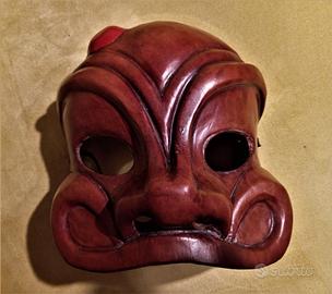 Maschera in cuoio Arlecchino del Maestro Santelli