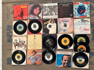 Lotto Stock 18 Dischi Vinile 45 Giri Anni 60/70/80