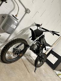 Pit bike medio cross 125cc 4 tempi