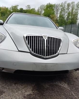Paraurti anteriore LANCIA THESIS del 2003