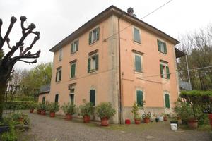 Appartamento di 200 m² con 5 locali a Castel di Ca