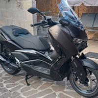 Yamaha Xmax
