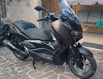Yamaha Xmax