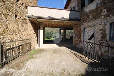 CASA INDIPENDENTE A ROCCADASPIDE