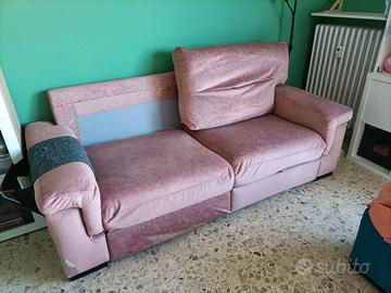 Divano di poltrone e sofà