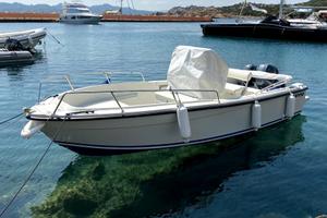 Marino 560 con motore Yamaha 100 hp