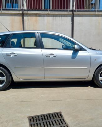 Mazda3 1.6 TD 16V 109CV Hot 77000 km