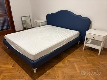 Letto matrimoniale - materasso memory - comodini